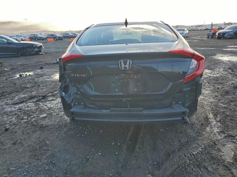 2HGFC2F74JH527829 - 2018 HONDA CIVIC EX GRAY photo 6