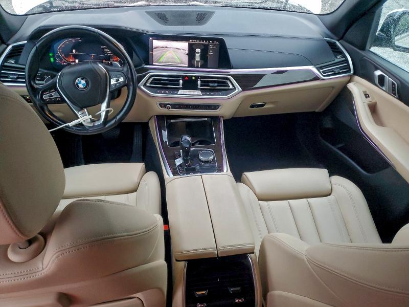 5UXCR6C59KLL03226 - 2019 BMW X5 XDRIVE40I WHITE photo 8