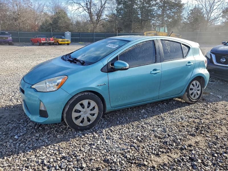 2013 TOYOTA PRIUS C, 
