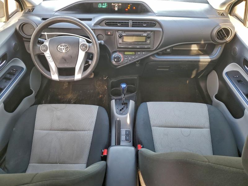 JTDKDTB37D1035463 - 2013 TOYOTA PRIUS C 青色 照片 8