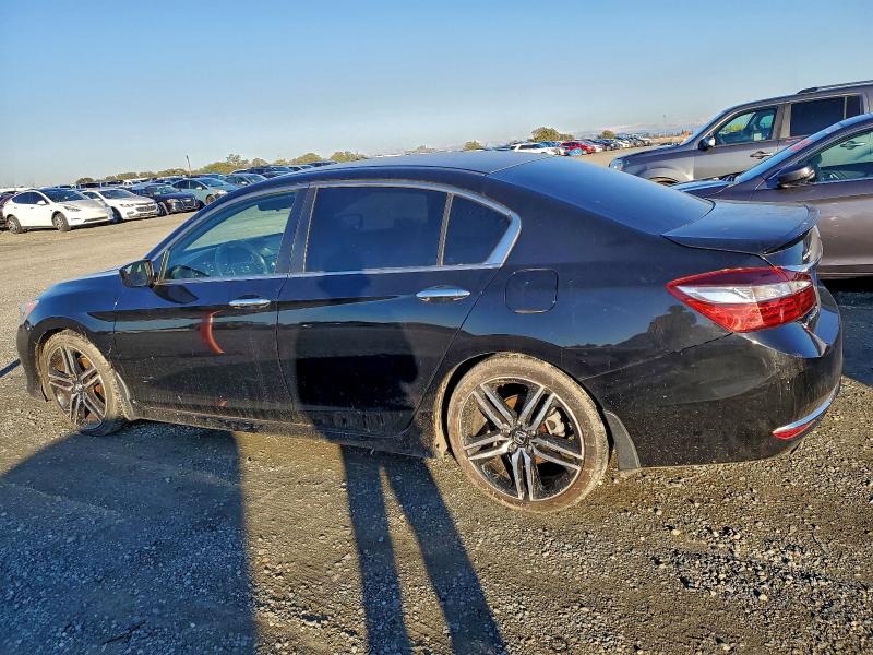 1HGCR2F52HA128264 - 2017 HONDA ACCORD SPORT 黑色 照片 2