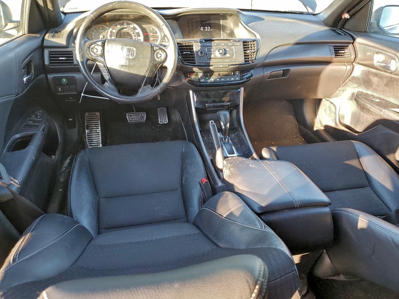 1HGCR2F52HA128264 - 2017 HONDA ACCORD SPORT 黑色 照片 8