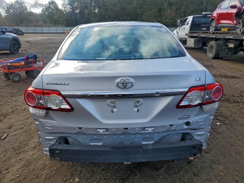 5YFBU4EE2DP127417 - 2013 TOYOTA COROLLA BASE ვერცხლისფერი ფოტო 6