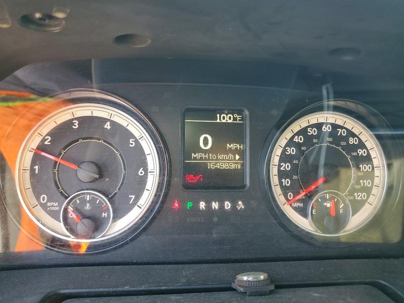 1C6RR6FG9JS229438 - 2018 RAM 1500 ST 白色 照片 9