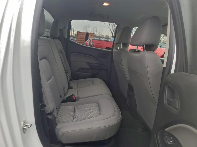 1GCGTBEN7J1239319 - 2018 CHEVROLET COLORADO Beyaz fotoğraf 10