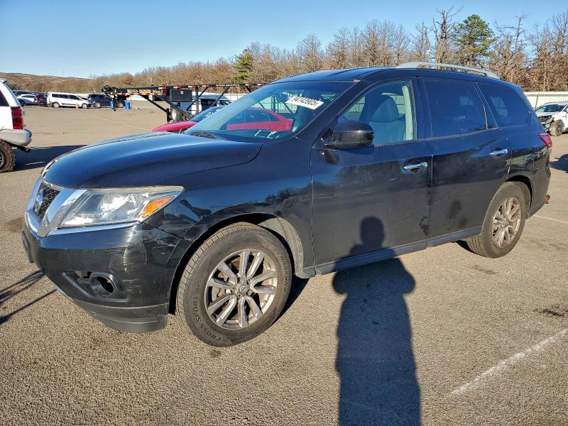 2014 NISSAN PATHFINDER S, 
