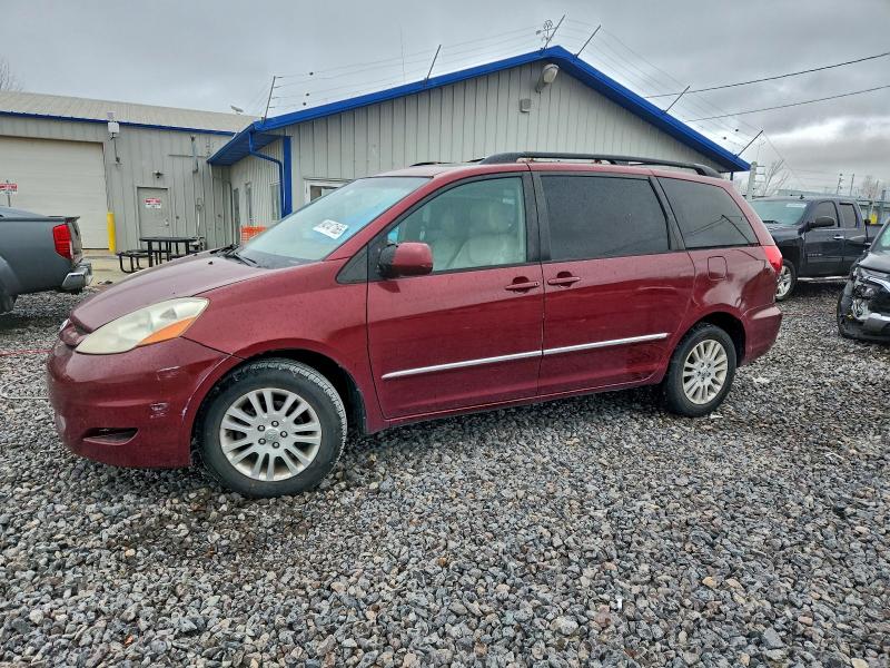 2009 TOYOTA SIENNA XLE, 