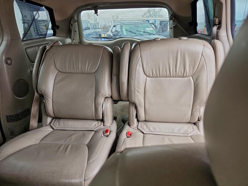 5TDBK22C39S022364 - 2009 TOYOTA SIENNA XLE BURGUNDY photo 10
