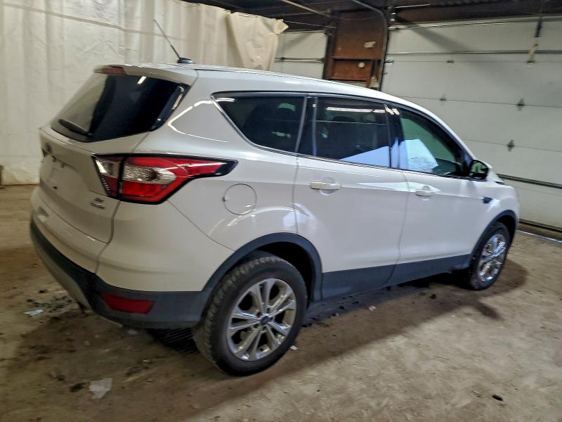 1FMCU9GD5HUE91440 - 2017 FORD ESCAPE SE WHITE photo 3