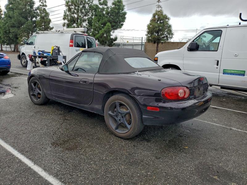 JM1NB353X40406510 - 2004 MAZDA MX-5 MIATA BASE PURPLE photo 2