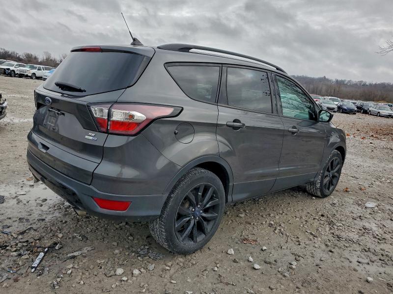 1FMCU9GD5JUB52117 - 2018 FORD ESCAPE SE Grafit fotoğraf 3