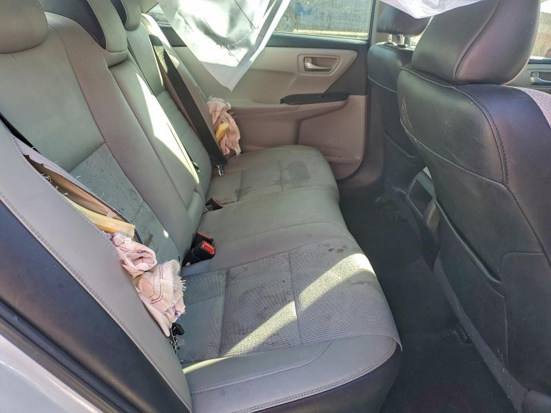 4T1BF1FK2GU139938 - 2016 TOYOTA CAMRY LE WHITE photo 10