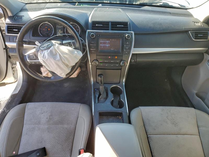 4T1BF1FK2GU139938 - 2016 TOYOTA CAMRY LE WHITE photo 8