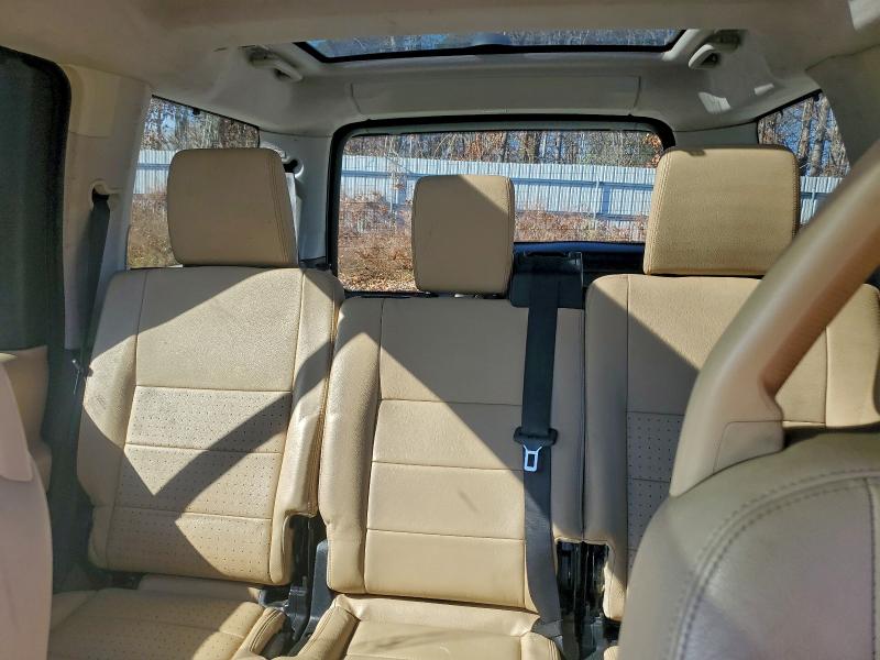 SALAE25478A490173 - 2008 LAND ROVER LR3 SE GREEN photo 10