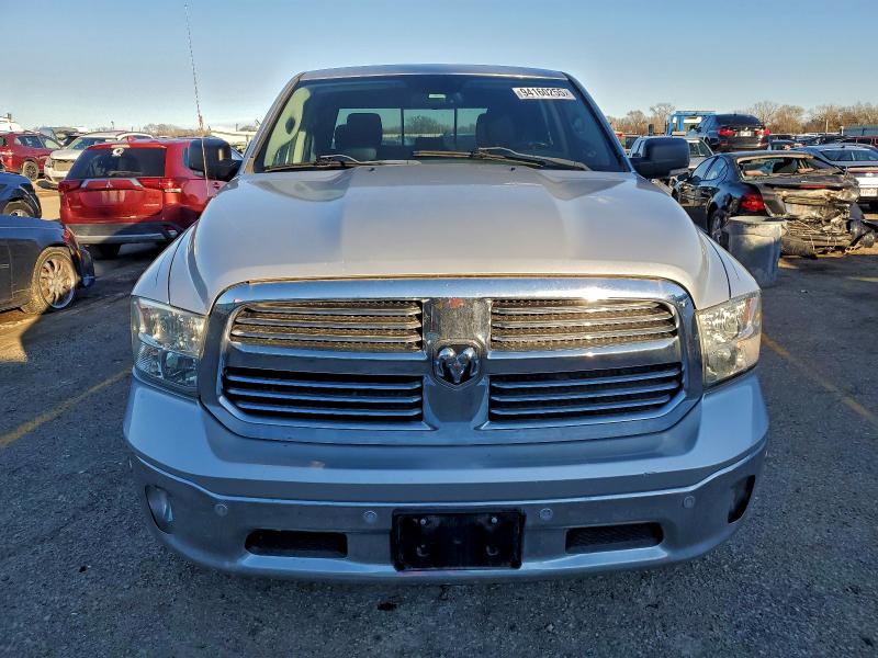 1C6RR7LM0FS560514 - 2015 RAM 1500 SLT GRAY photo 5