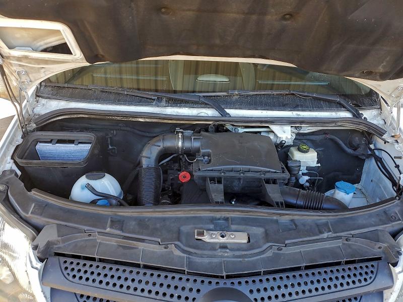 WD3PE8DD4GP195396 - 2016 MERCEDES-BENZ SPRINTER 2500 WHITE photo 11