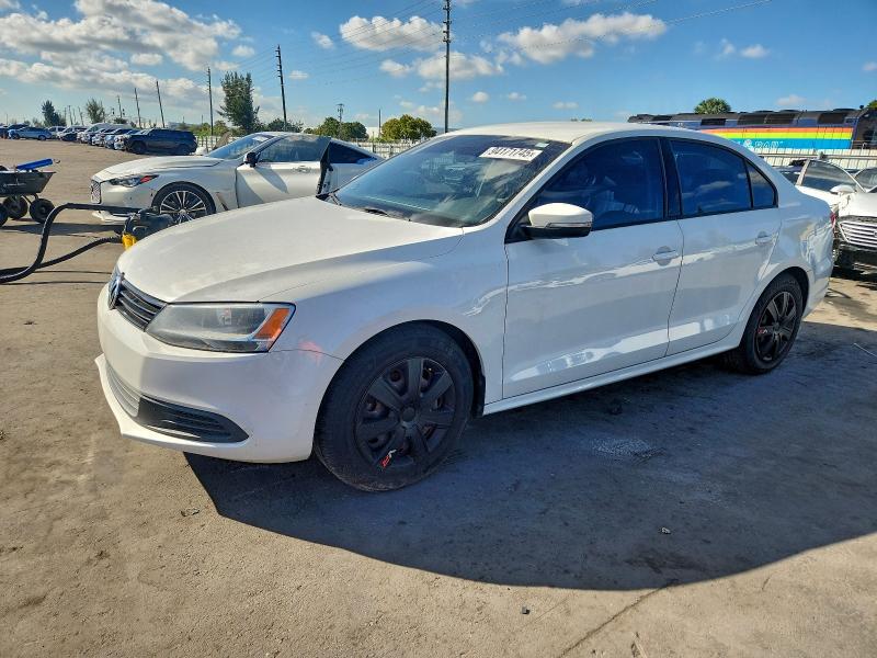 2014 VOLKSWAGEN JETTA SE, 