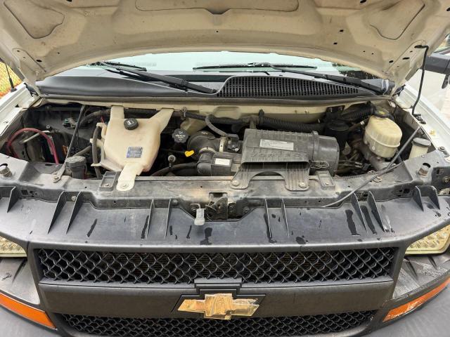 1HA3GSCF4HN002915 - 2017 CHEVROLET EXPRESS G3 白色 照片 7