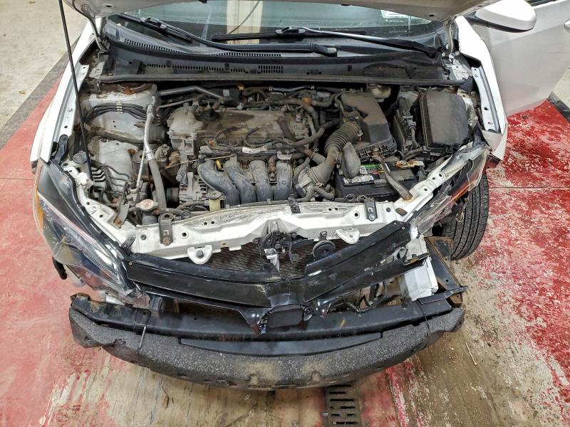 2T1BURHEXJC030258 - 2018 TOYOTA COROLLA L WHITE photo 12