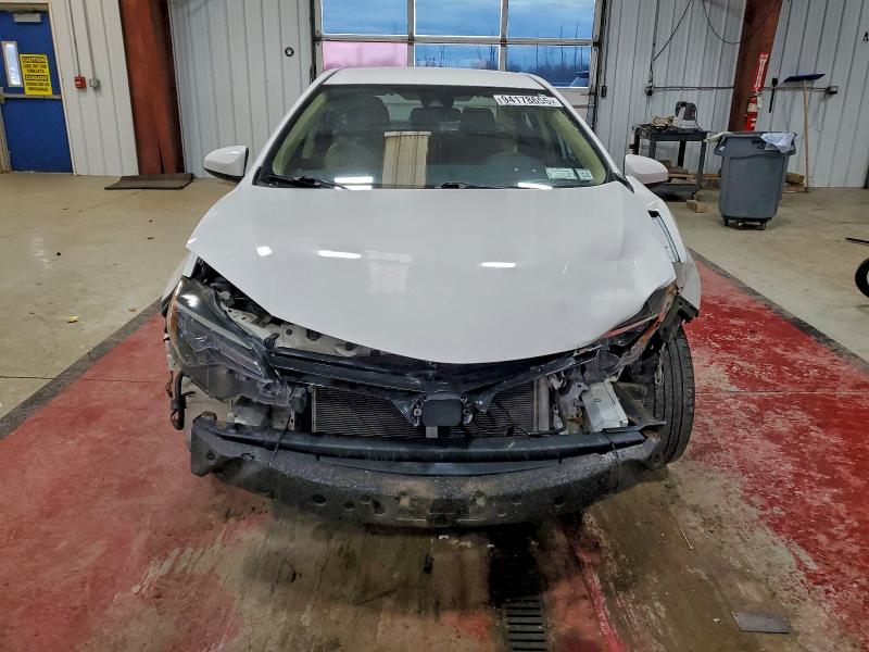 2T1BURHEXJC030258 - 2018 TOYOTA COROLLA L WHITE photo 5