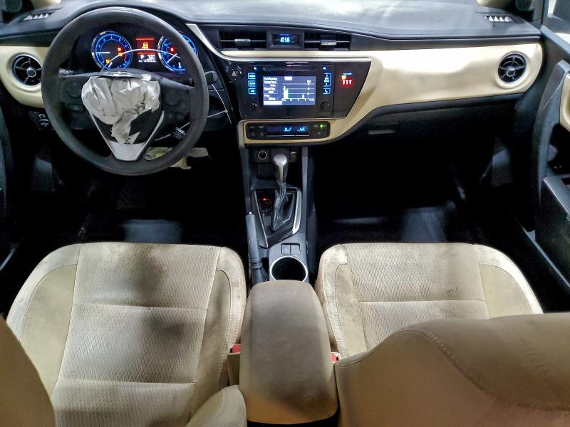 2T1BURHEXJC030258 - 2018 TOYOTA COROLLA L WHITE photo 8