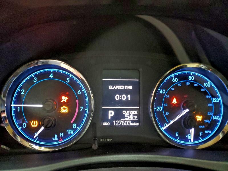 2T1BURHEXJC030258 - 2018 TOYOTA COROLLA L WHITE photo 9