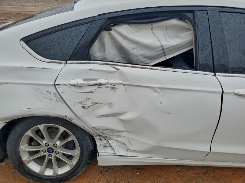 3FA6P0HD6KR283266 - 2019 FORD FUSION SE Ağ foto 10