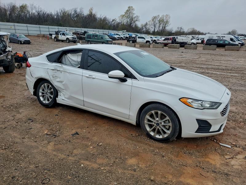 3FA6P0HD6KR283266 - 2019 FORD FUSION SE Ağ foto 4