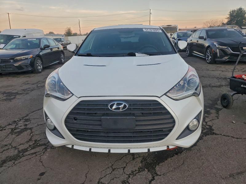 KMHTC6AE3DU175516 - 2013 HYUNDAI VELOSTER TURBO Սպիտակ լուսանկար 5