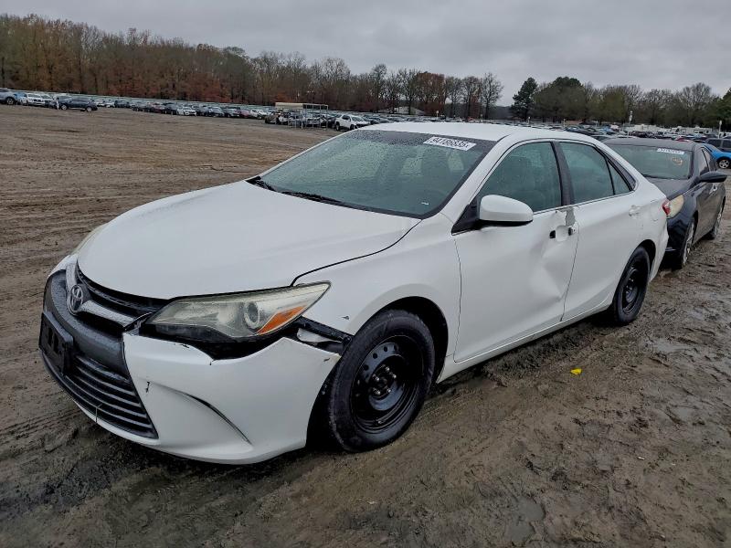 2015 TOYOTA CAMRY LE, 