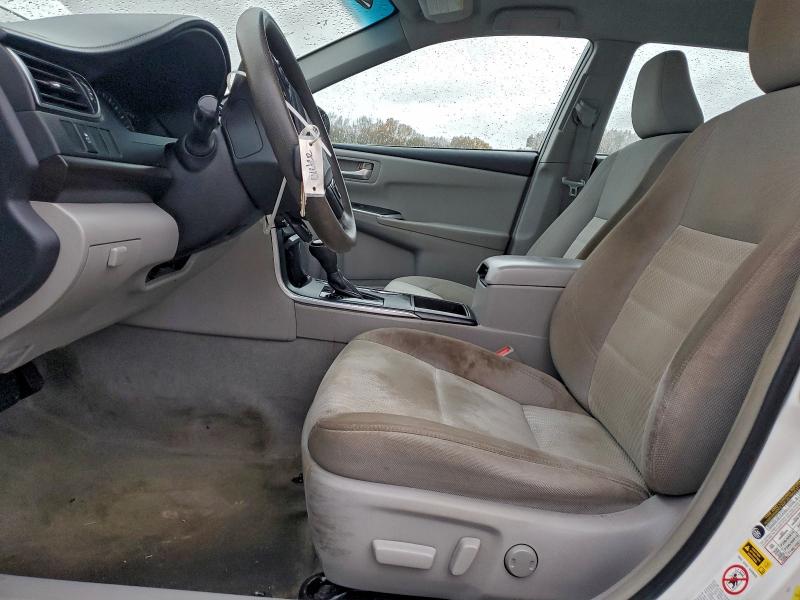 4T4BF1FK9FR481018 - 2015 TOYOTA CAMRY LE WHITE photo 7