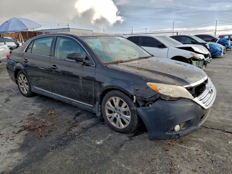 4T1BK3DB5BU418464 - 2011 TOYOTA AVALON BASE Чорний фото 4