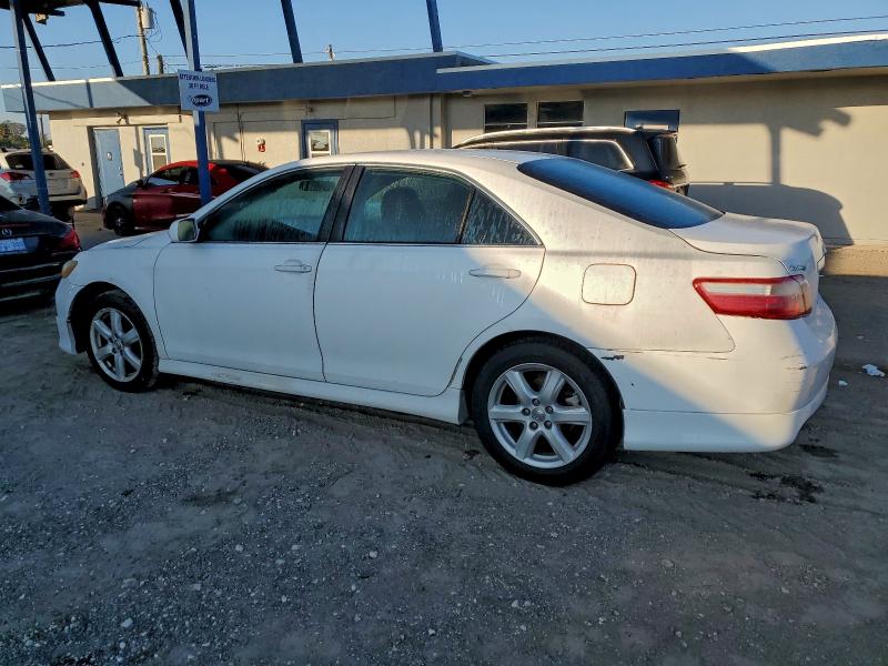 4T1BE46K68U786056 - 2008 TOYOTA CAMRY CE თეთრი ფოტო 2