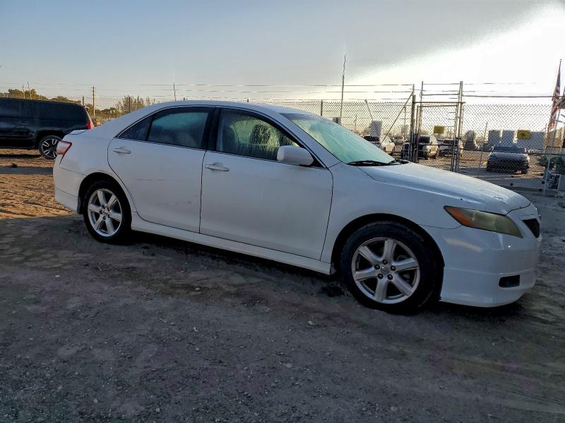 4T1BE46K68U786056 - 2008 TOYOTA CAMRY CE თეთრი ფოტო 4