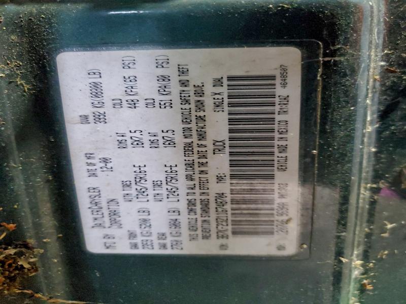 3B7KF23Z11G748704 - 2001 DODGE RAM 2500 绿色 照片 12