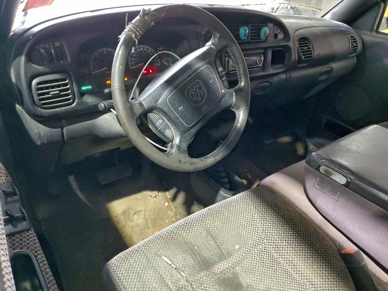 3B7KF23Z11G748704 - 2001 DODGE RAM 2500 绿色 照片 8