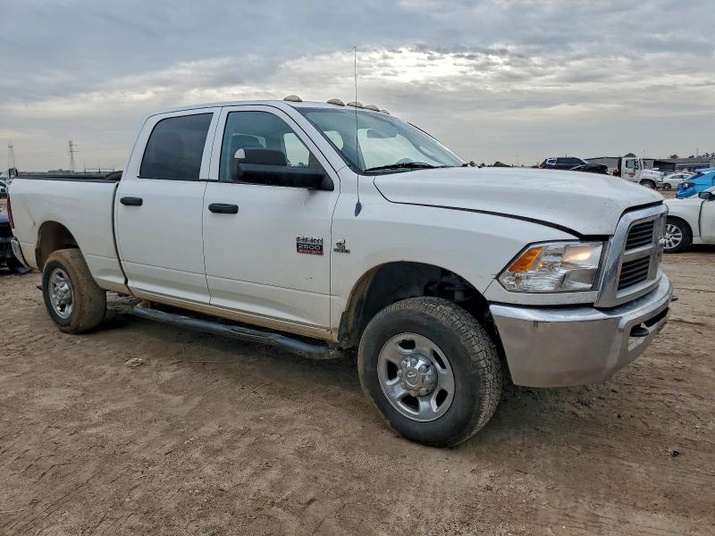 3C6UD5CLXCG284642 - 2012 DODGE RAM 2500 ST თეთრი ფოტო 4