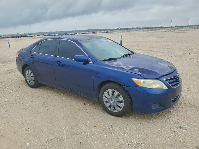 4T1BF3EK2BU635327 - 2011 TOYOTA CAMRY BASE BLUE photo 4