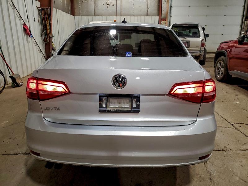 3VW1K7AJXFM422830 - 2015 VOLKSWAGEN JETTA BASE SILVER photo 6