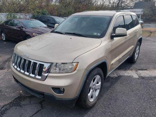 1J4RR4GT2BC557573 - 2011 JEEP GRAND CHER LAREDO Ոսկեգույն լուսանկար 2