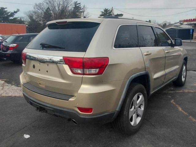 1J4RR4GT2BC557573 - 2011 JEEP GRAND CHER LAREDO Ոսկեգույն լուսանկար 4