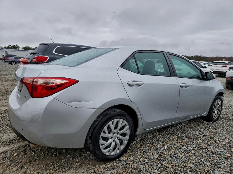 2T1BURHE6HC752286 - 2017 TOYOTA COROLLA L SILVER photo 3