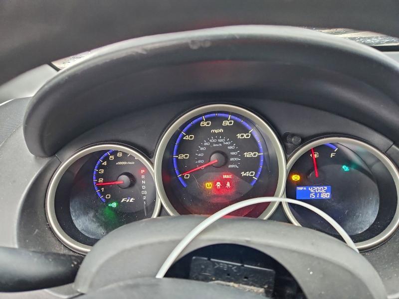 JHMGD38468S042585 - 2008 HONDA FIT SILVER photo 9