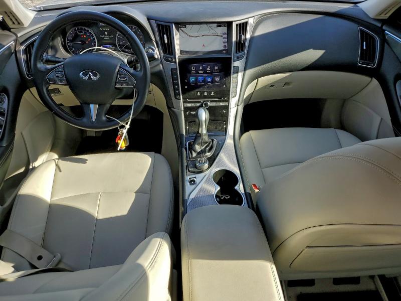 JN1BV7AP5FM344345 - 2015 INFINITI Q50 BASE SILVER photo 8