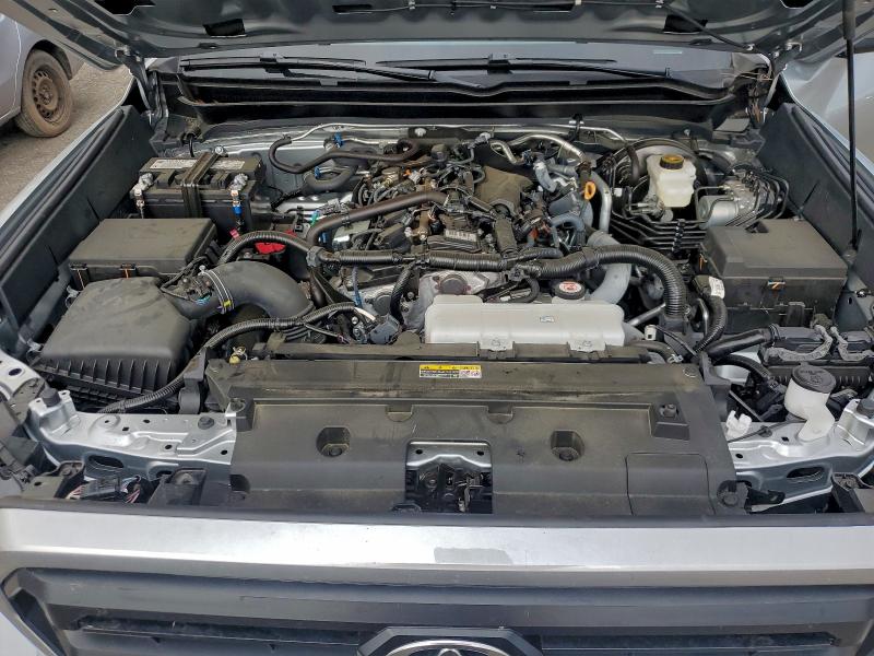 3TYLB5JN6RT033565 - 2024 TOYOTA TACOMA DOUBLE CAB Gümüş foto 11