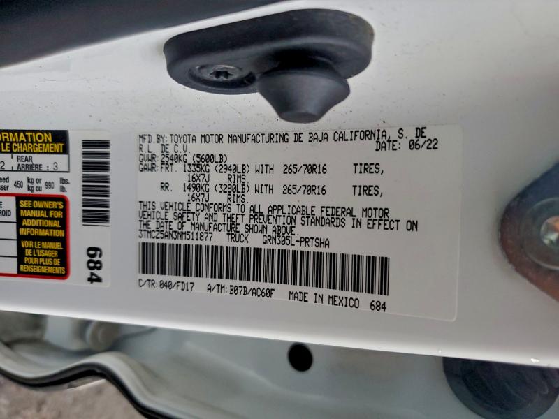 3TMCZ5AN3NM511877 - 2022 TOYOTA TACOMA DOUBLE CAB WHITE photo 12