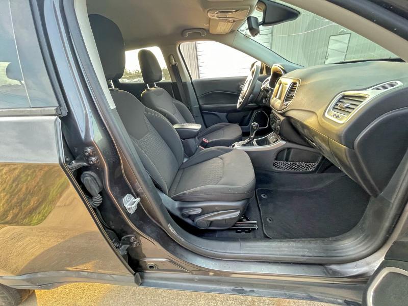 3C4NJCAB4KT613121 - 2019 JEEP COMPASS SPORT Grau Foto 5