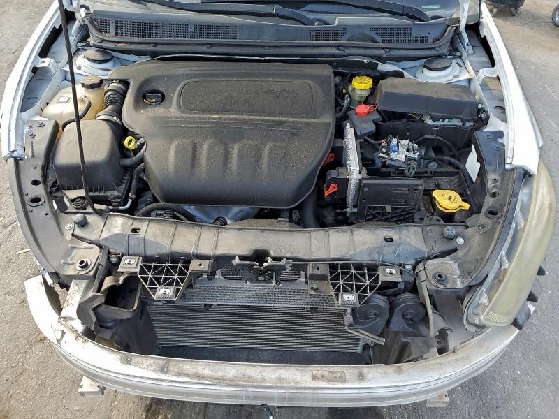 1C3CDFAA1GD505385 - 2016 DODGE DART SE WHITE photo 11