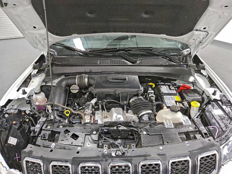 3C4NJDBN3RT604189 - 2024 JEEP COMPASS LATITUDE Ağ foto 12