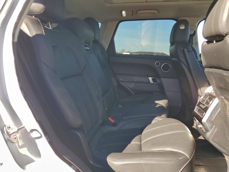 SALWR2VF1GA638800 - 2016 LAND ROVER RANGE ROVE HSE WHITE photo 11